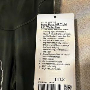 NWT SIZE 4 25” reflective base pace